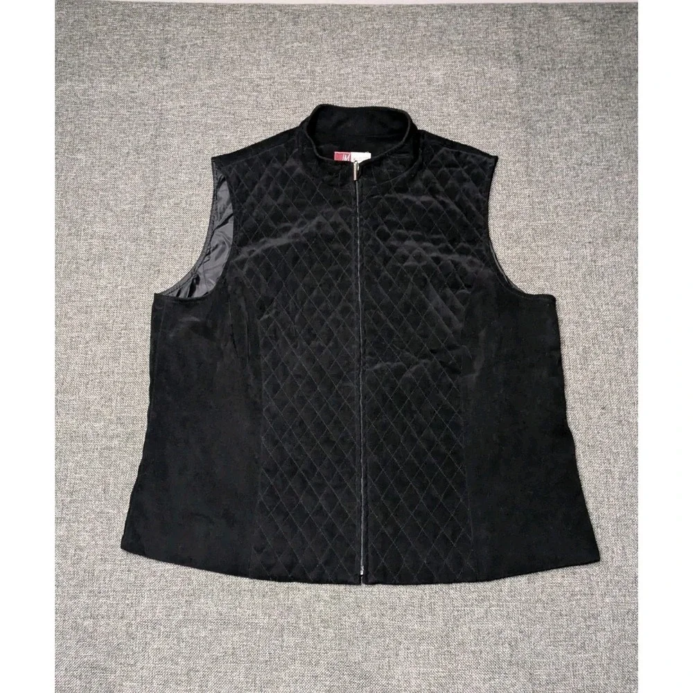 JM Collection Women's Sleeveless Zip Up Black Quilted Vest Size 16